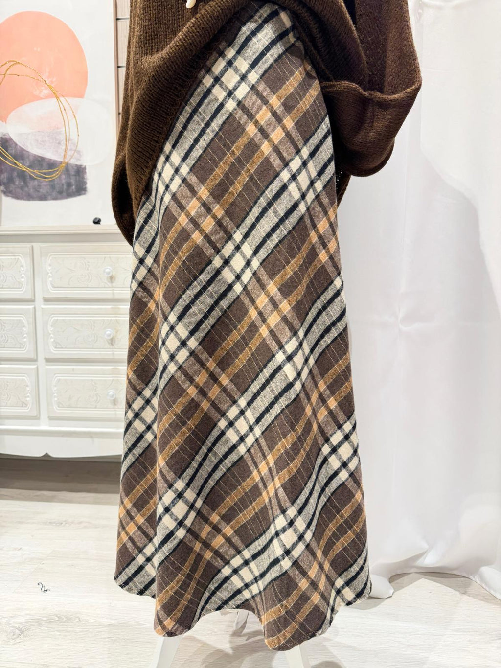 Falda Midi Aitana Cuadros Escoceses Marrón