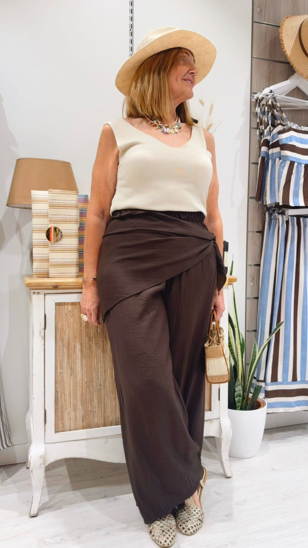 Pantalón Sicilia Marrón con Diseño Pareo | Le Munir