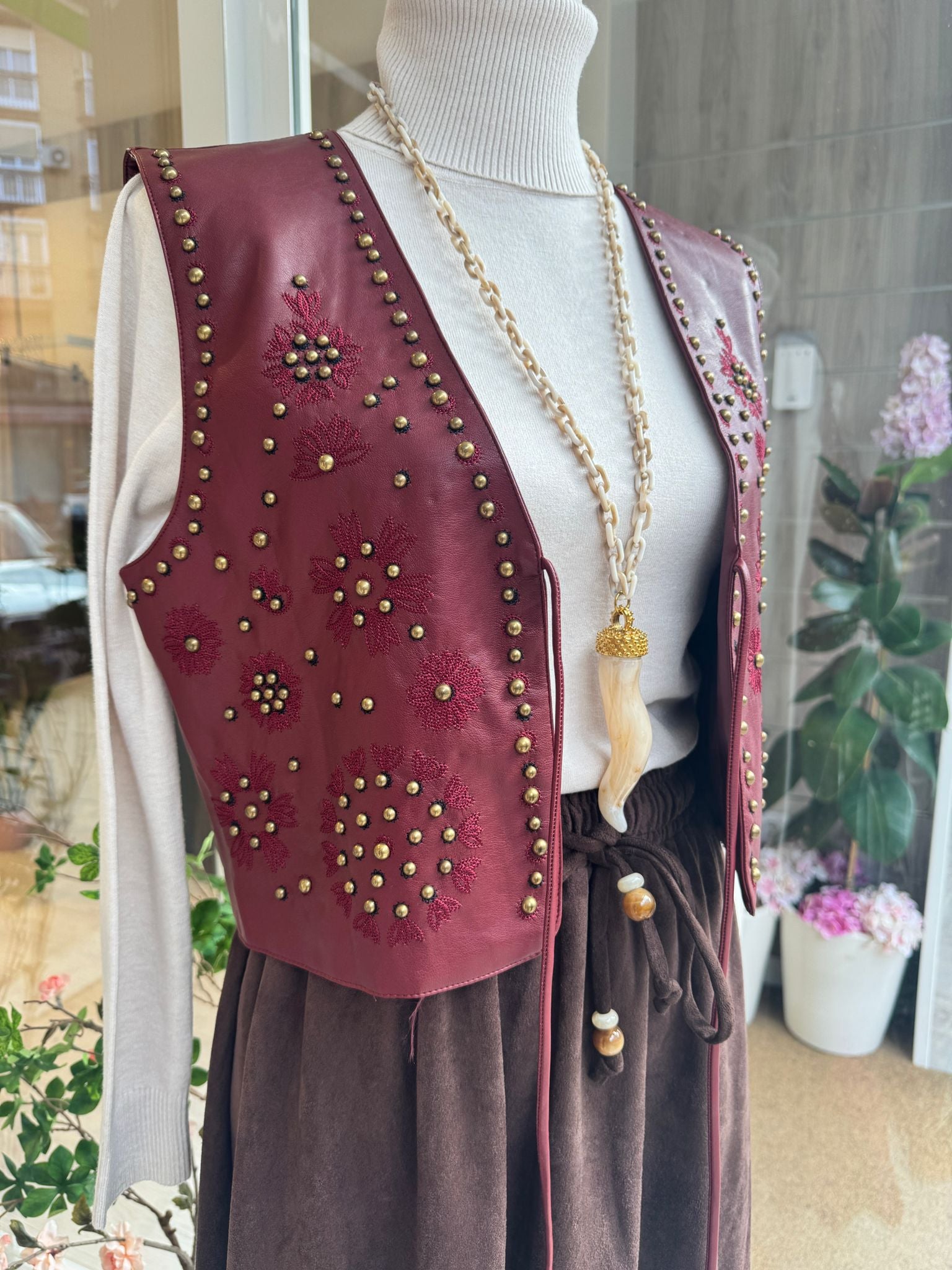 Chaleco Patricia Burdeos