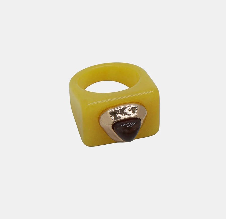 Anillo Celia Amarillo Triángulo