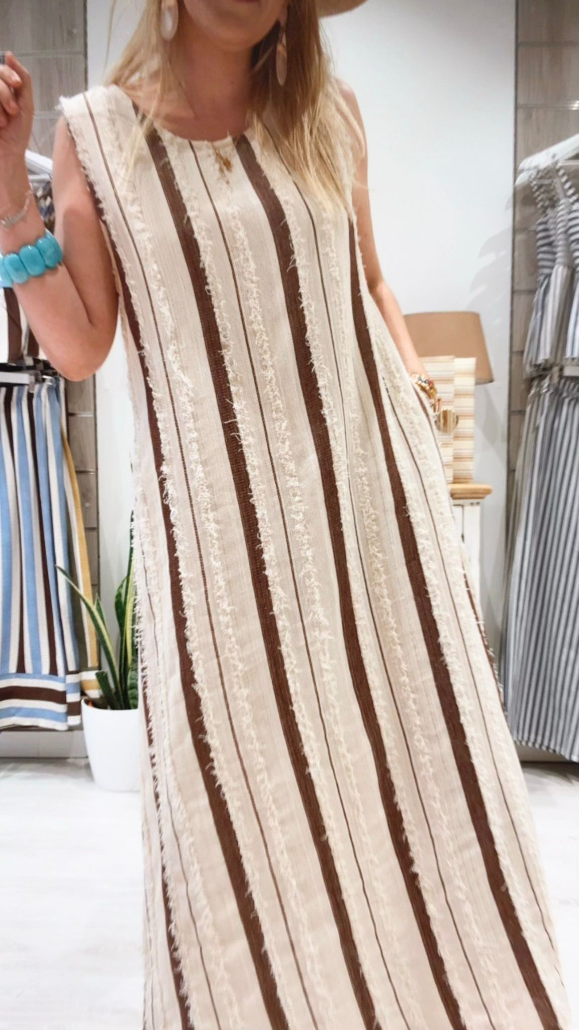 Vestido Samoa Marrón Rayas y Bolsillos | Le Munir
