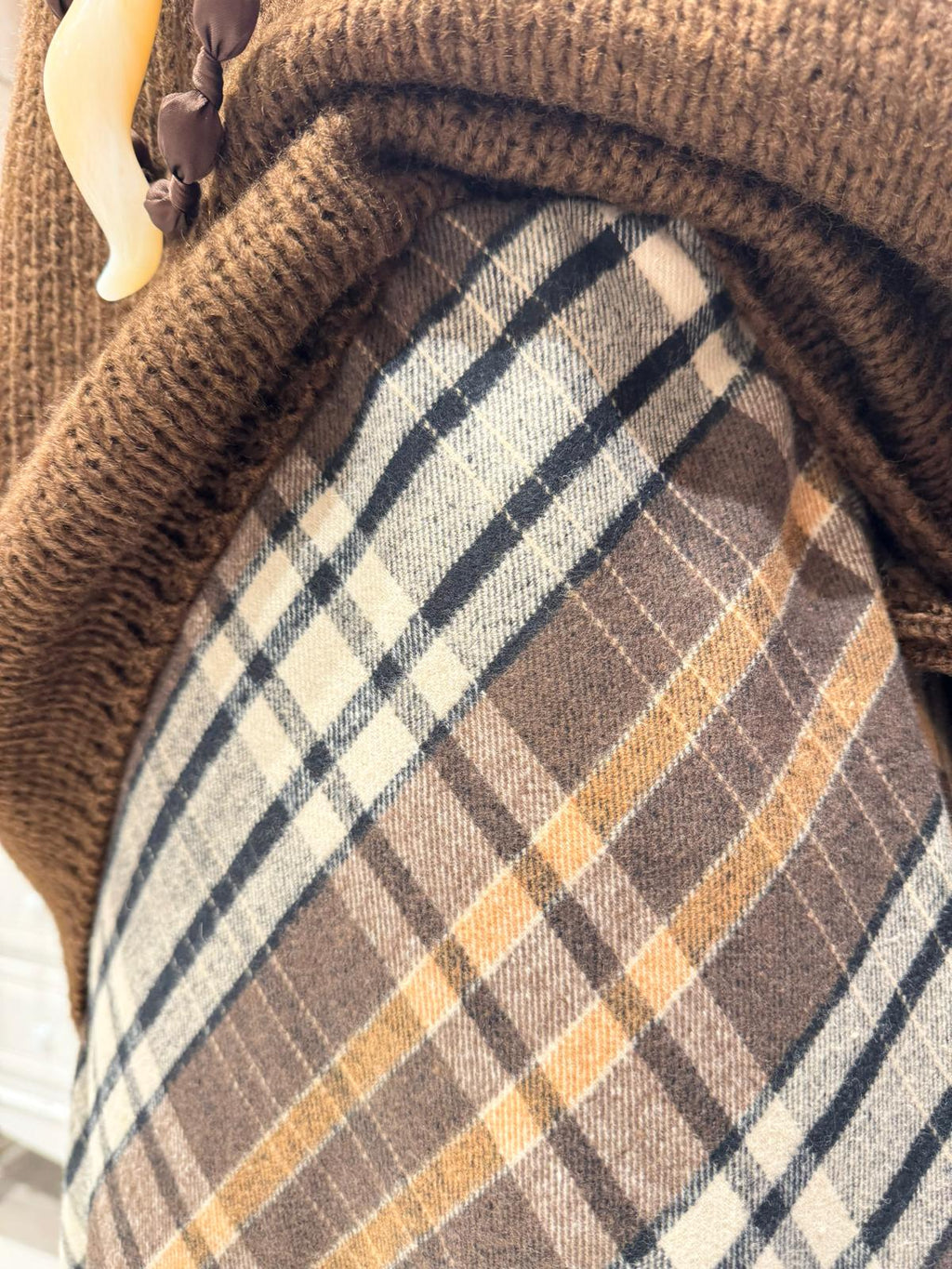 Falda Midi Aitana Cuadros Escoceses Marrón