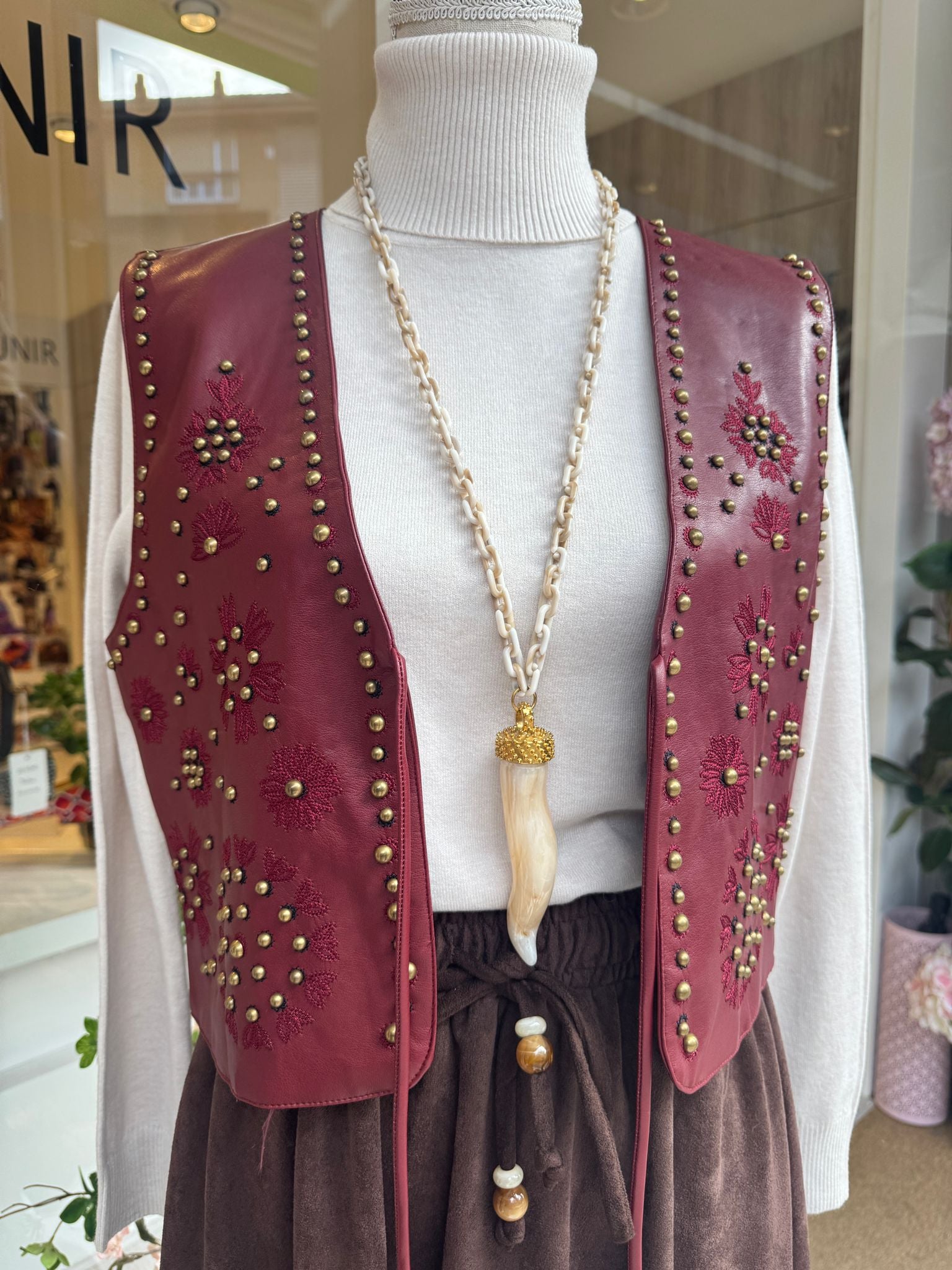 Chaleco Patricia Burdeos