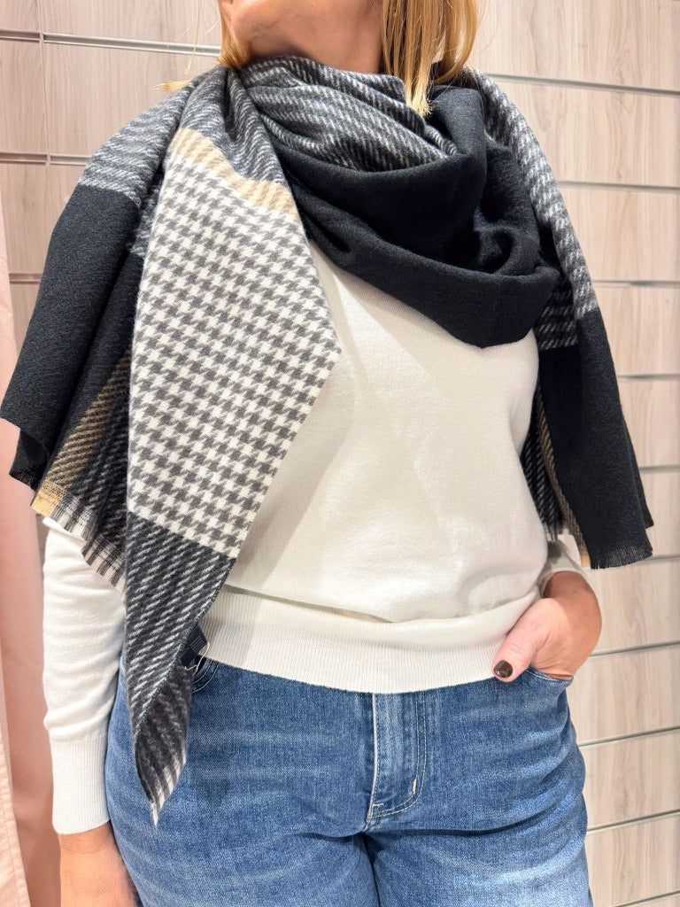 Bufanda Iris Cuadros Suaves Multitonales