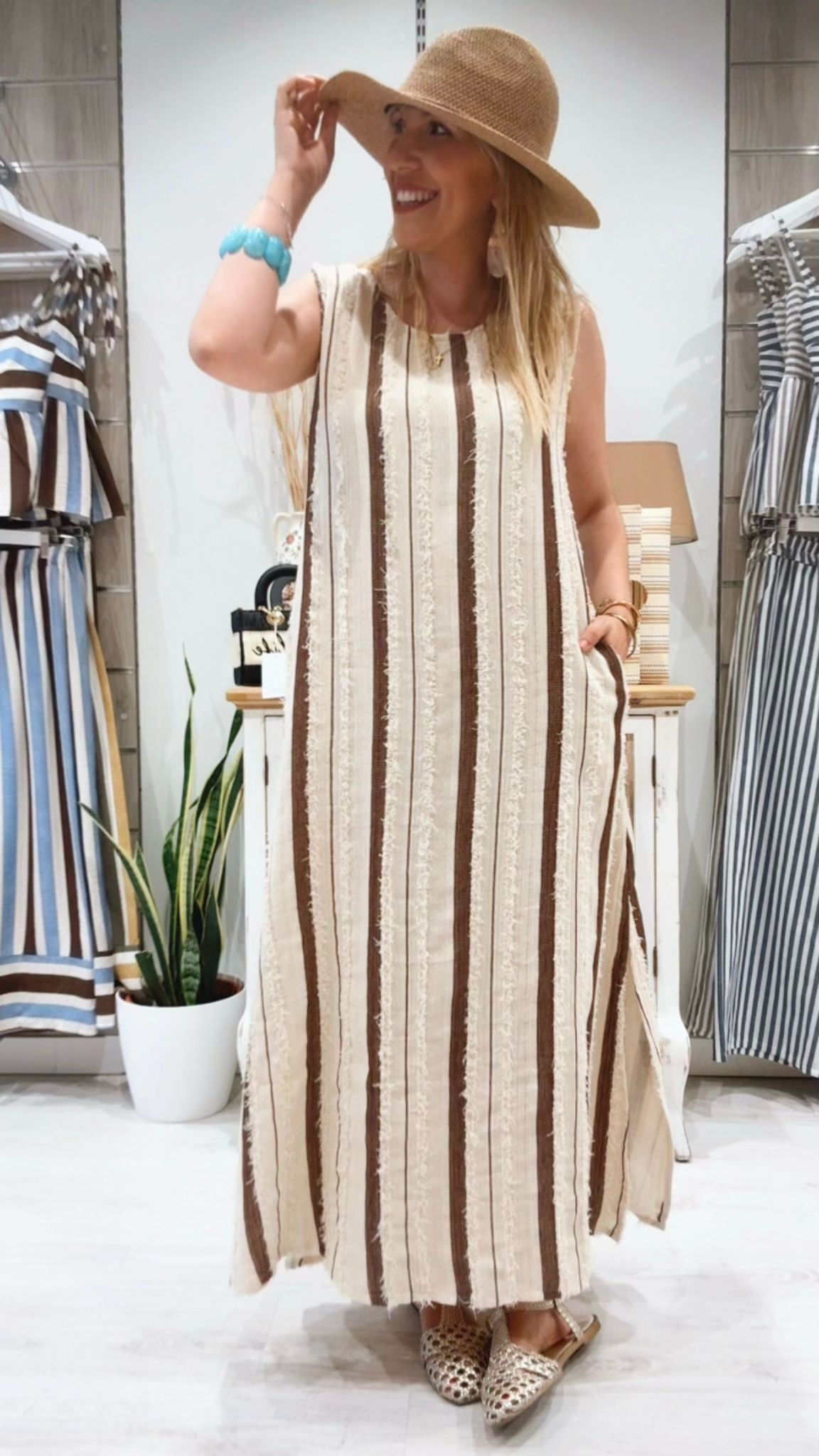 Vestido Samoa Marrón Rayas y Bolsillos | Le Munir