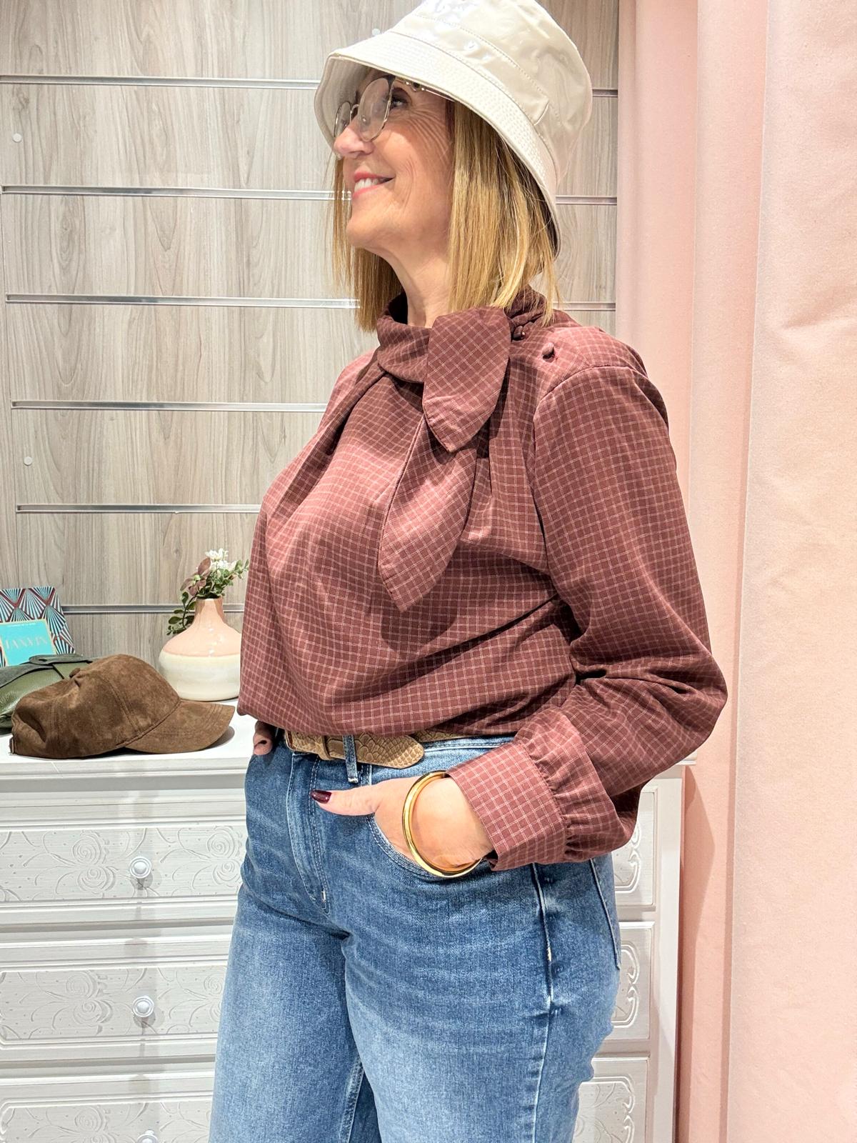 Blusa Patricia Burdeos