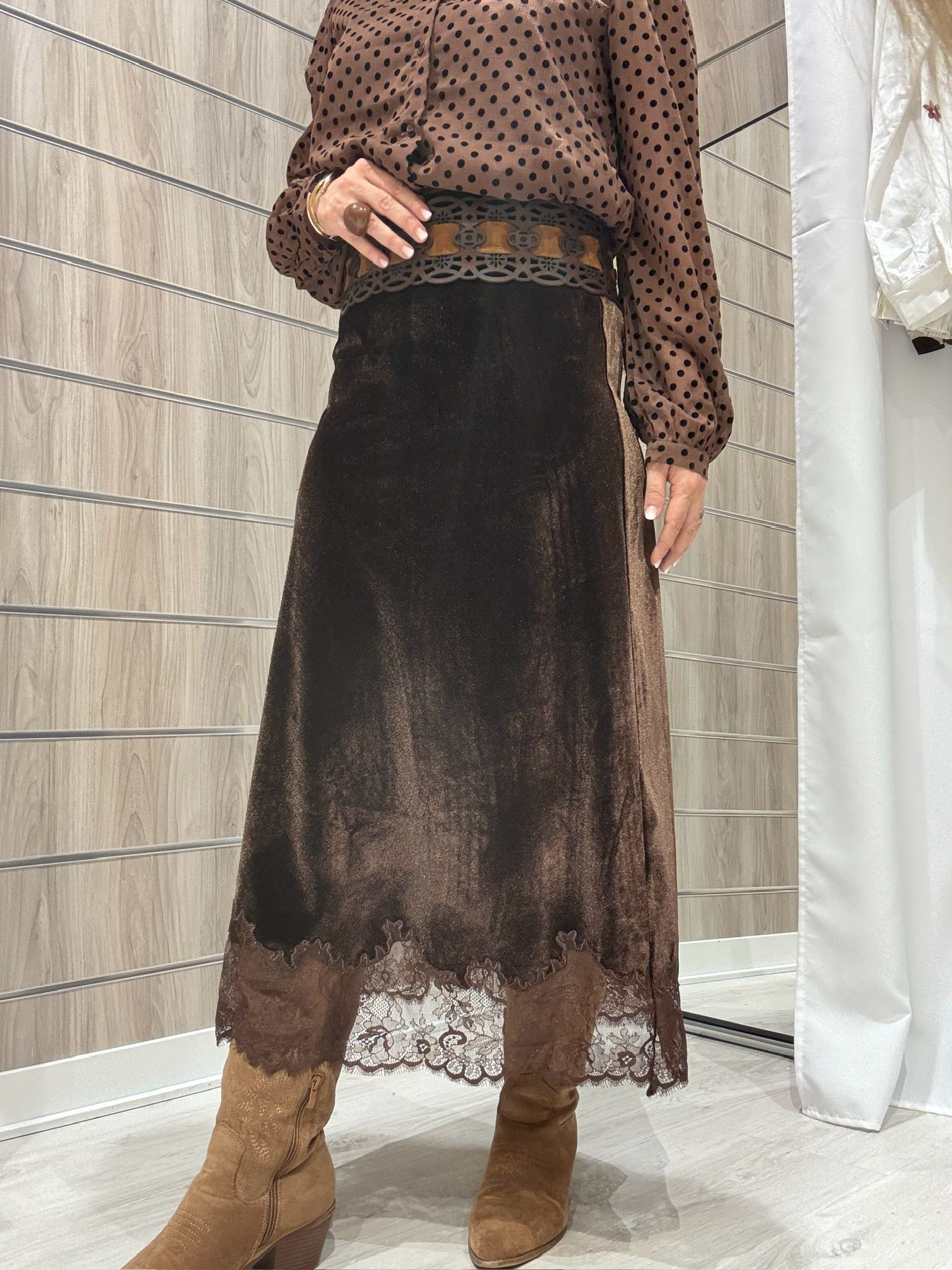 Falda Leonor de Terciopelo