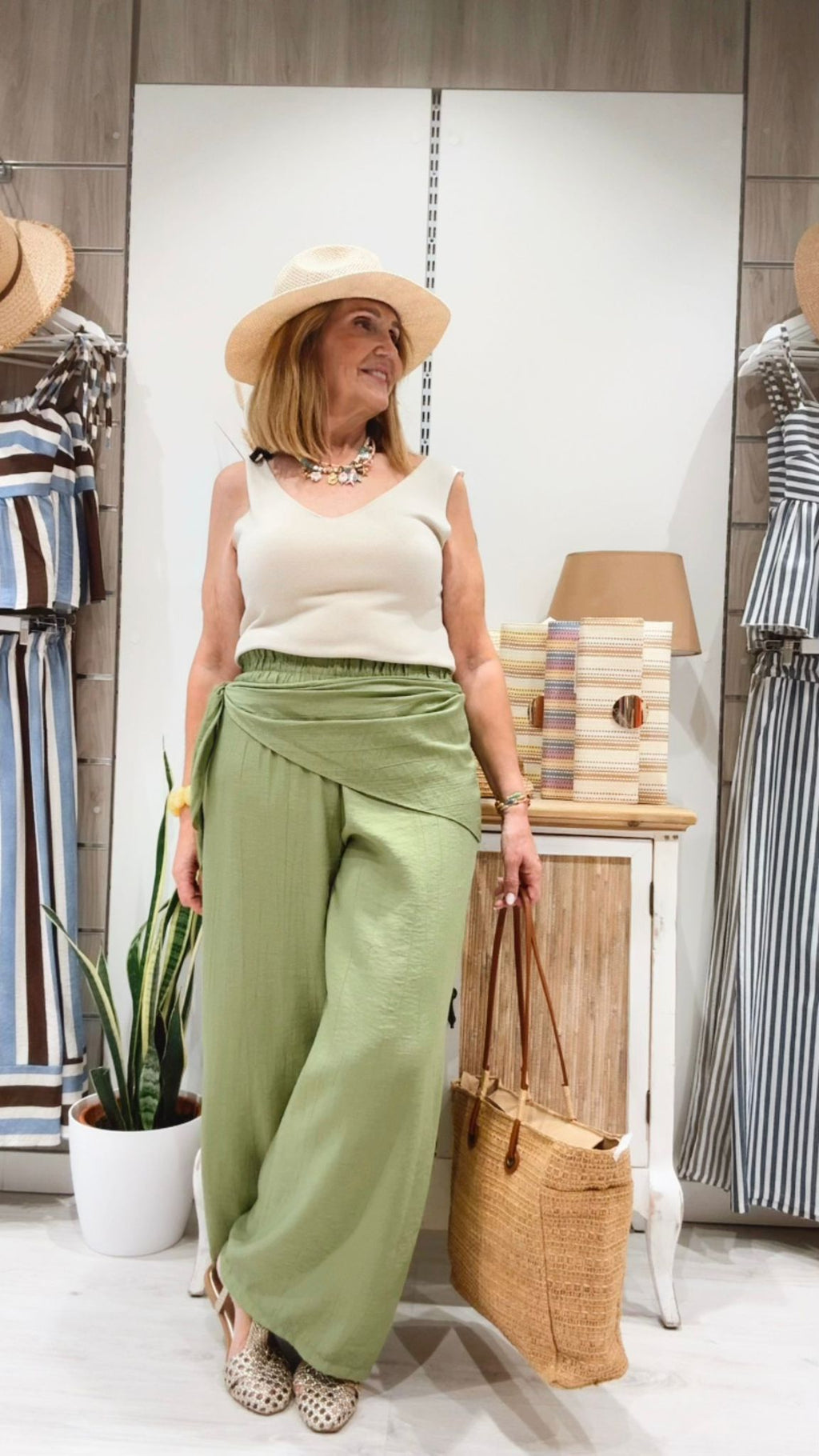 Pantalón Sicilia Verde con Diseño Pareo | Le Munir