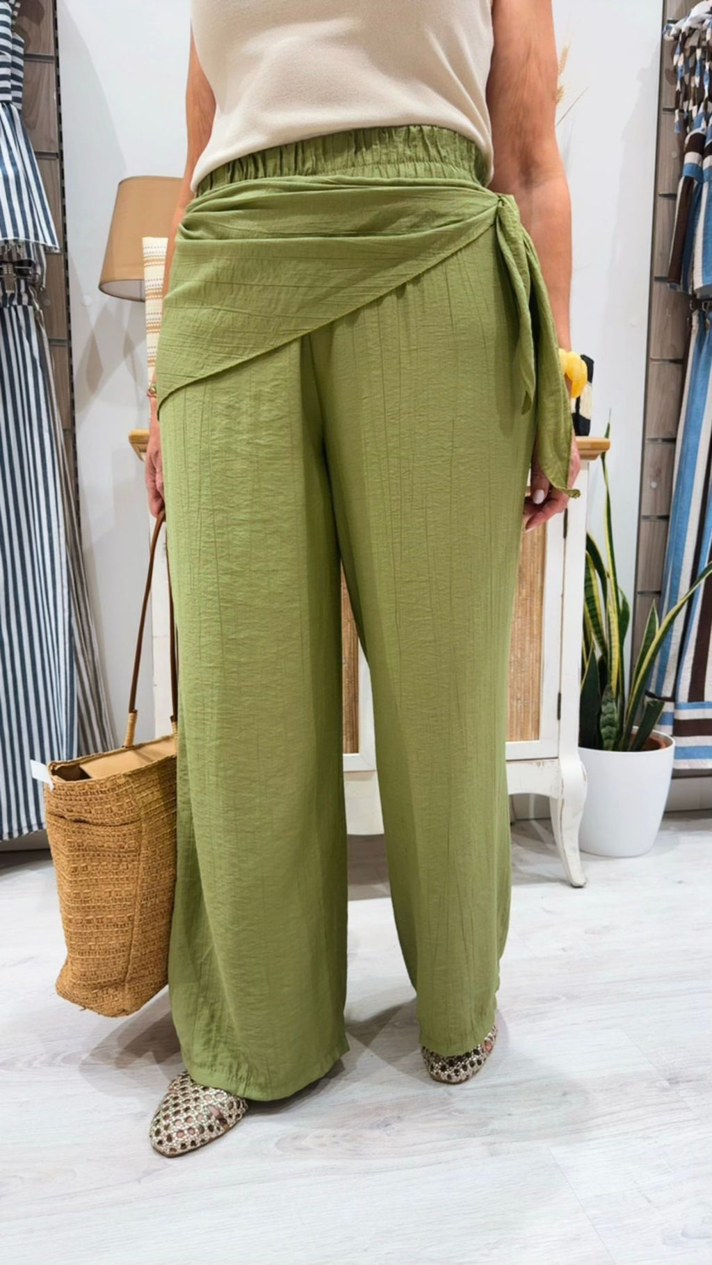 Pantalón Sicilia Verde con Diseño Pareo | Le Munir